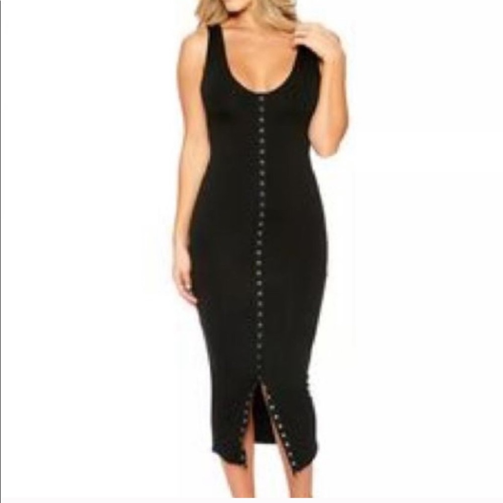 *Seen on Khloe Kardashian* Bodycon Front Snap Midi